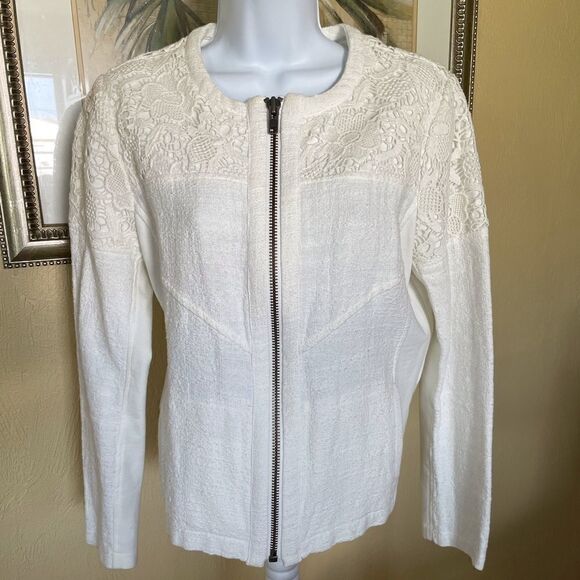 Gorgeous Cabi Classy Cream Jacket with crochet detail, Medium - Picture 3 of 9
